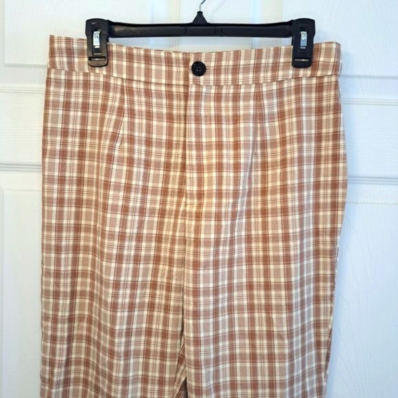 NEW ROMWE Tan Plaid Trouser Pants Lightweight Size Large - Picture 3 of 5